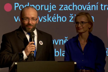 Vidlák, Bobošíková a Konečná. STAČILO! představilo volební lídry Vidlák, Bobošíková a Konečná. STAČILO! představilo volební lídry
